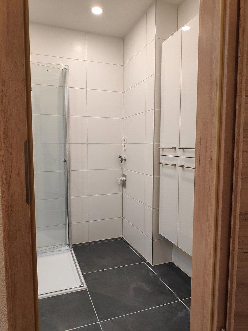 Prenájom bytu 3-izbový 83 m², Neuhausen auf den Fildern, Bádensko-Wurttembersko Prenájom bytu 3-izbový 83 m², Neuhausen auf den Fildern, Bádensko-Wurttembersko