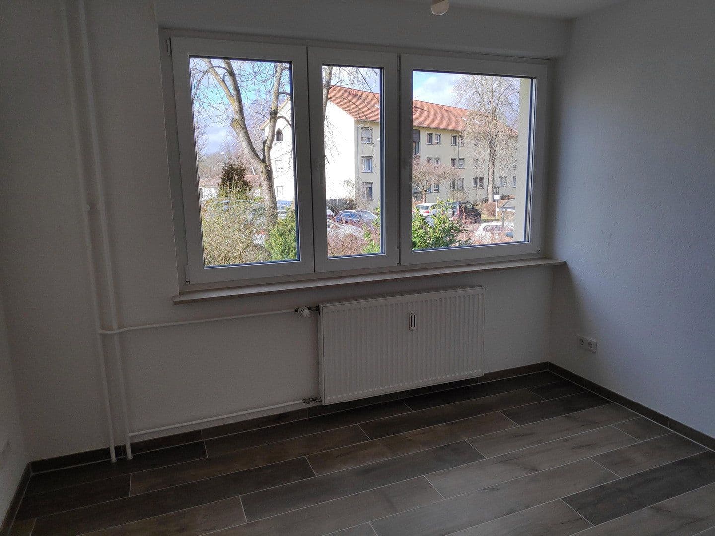 Prenájom bytu 3-izbový 83 m², Neuhausen auf den Fildern, Bádensko-Wurttembersko Prenájom bytu 3-izbový 83 m², Neuhausen auf den Fildern, Bádensko-Wurttembersko