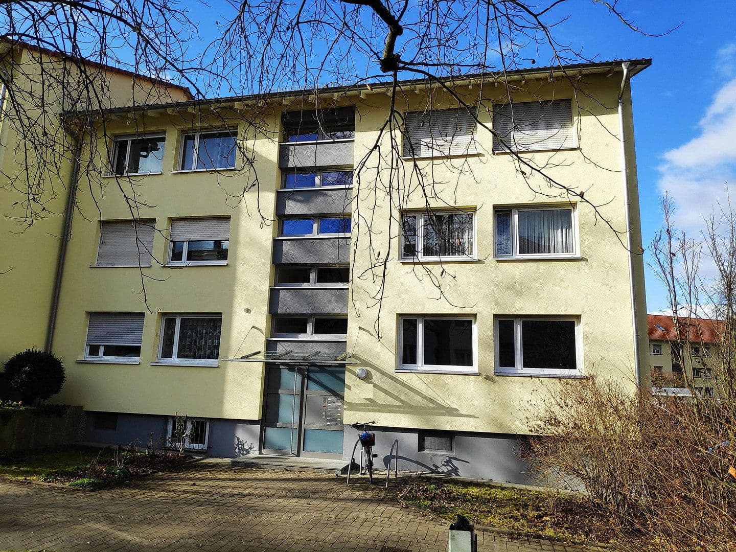 Prenájom bytu 3-izbový 83 m², Neuhausen auf den Fildern, Bádensko-Wurttembersko Prenájom bytu 3-izbový 83 m², Neuhausen auf den Fildern, Bádensko-Wurttembersko