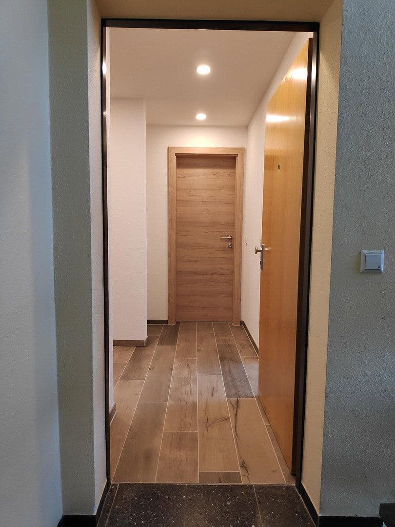 Prenájom bytu 3-izbový 83 m², Neuhausen auf den Fildern, Bádensko-Wurttembersko Prenájom bytu 3-izbový 83 m², Neuhausen auf den Fildern, Bádensko-Wurttembersko