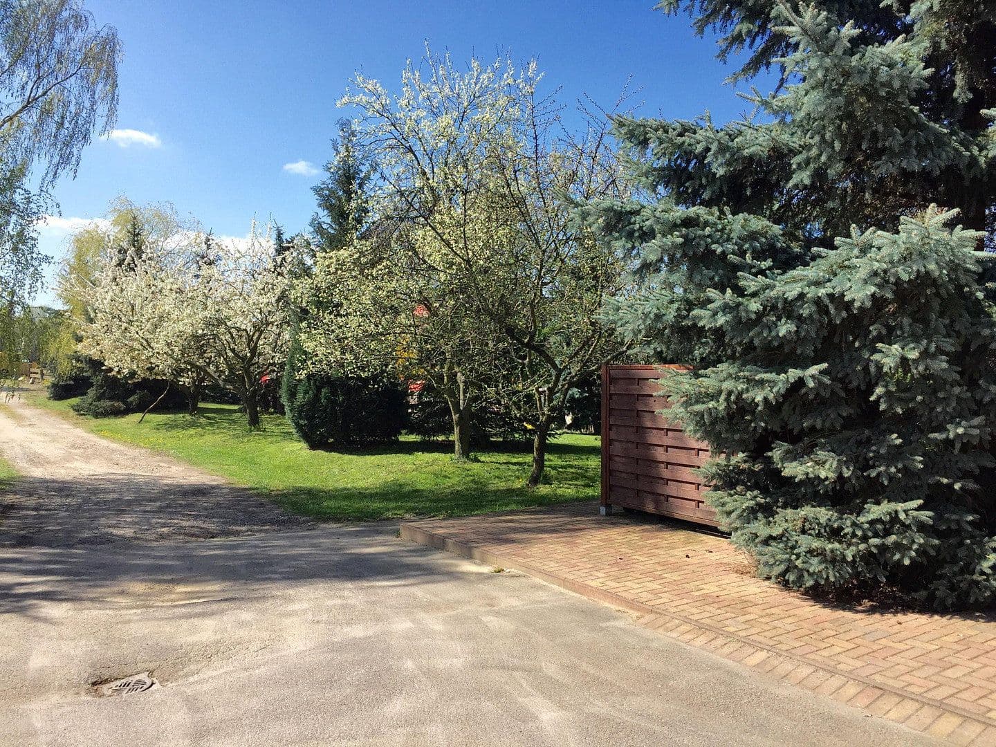 Prenájom bytu 3-izbový 100 m², Lübbenau/Spreewald, Brandenbursko Prenájom bytu 3-izbový 100 m², Lübbenau/Spreewald, Brandenbursko