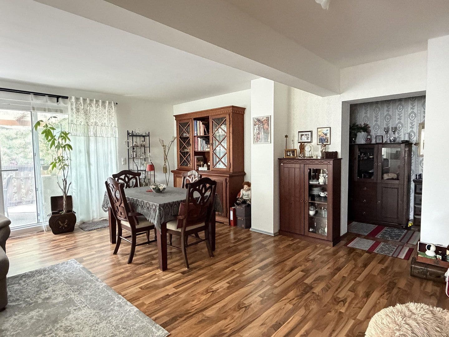 Prenájom bytu 3-izbový 100 m², Lübbenau/Spreewald, Brandenbursko Prenájom bytu 3-izbový 100 m², Lübbenau/Spreewald, Brandenbursko