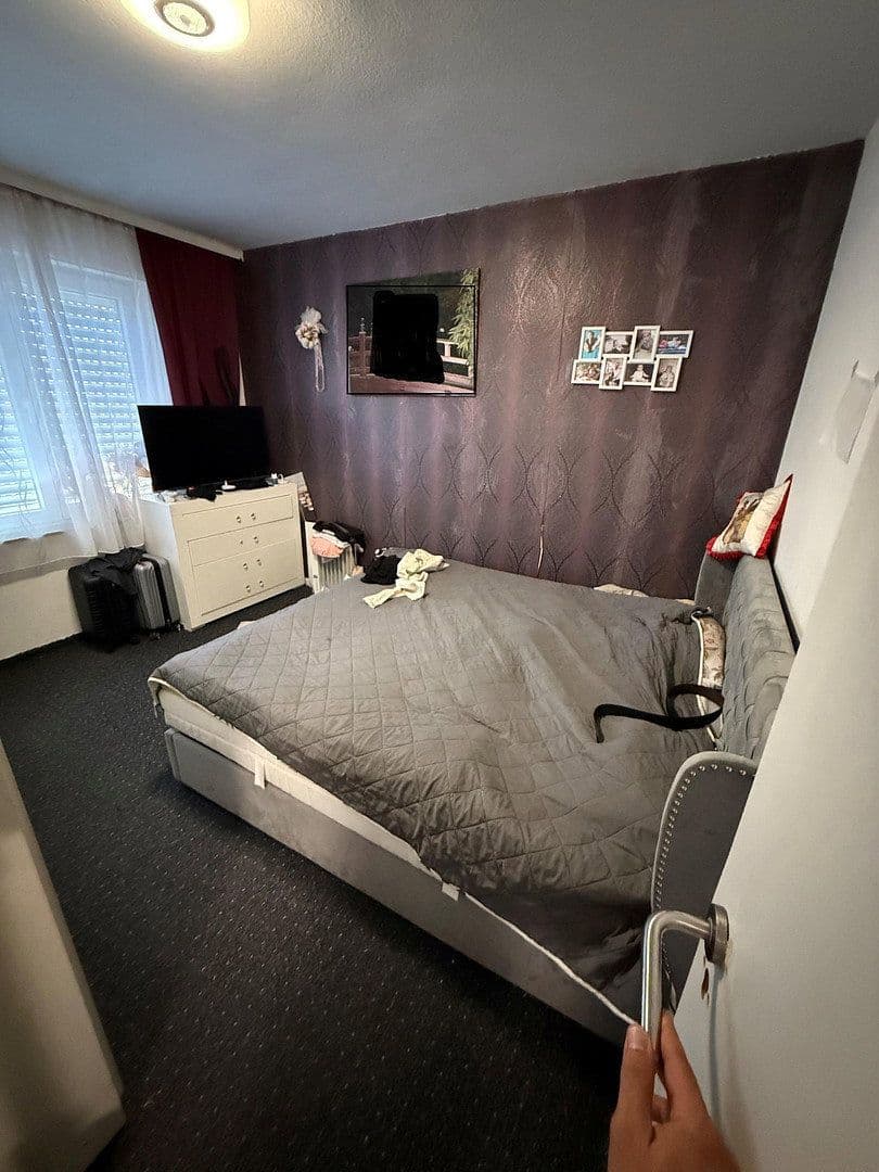 Prenájom bytu 3-izbový 63 m², Rommerskircher Straße, Köln, Severné Porýnie - Westfálsko Prenájom bytu 3-izbový 63 m², Rommerskircher Straße, Köln, Severné Porýnie - Westfálsko