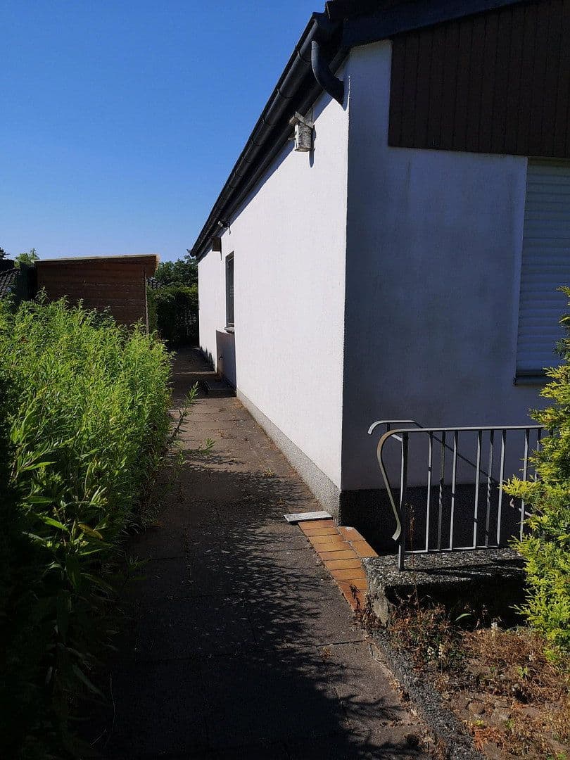 Predaj domu 273 m², pozemok 667 m², Am Schöt, Hameln, Dolné Sasko Predaj domu 273 m², pozemok 667 m², Am Schöt, Hameln, Dolné Sasko