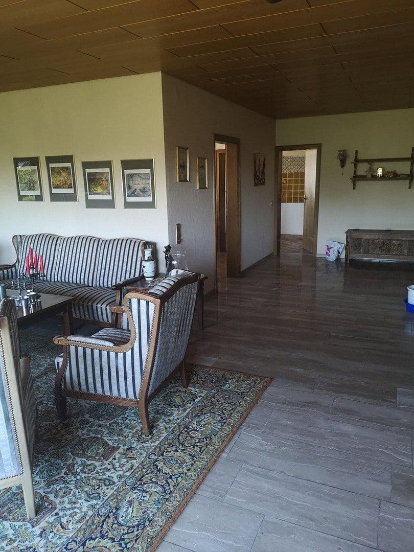 Predaj domu 273 m², pozemok 667 m², Am Schöt, Hameln, Dolné Sasko Predaj domu 273 m², pozemok 667 m², Am Schöt, Hameln, Dolné Sasko