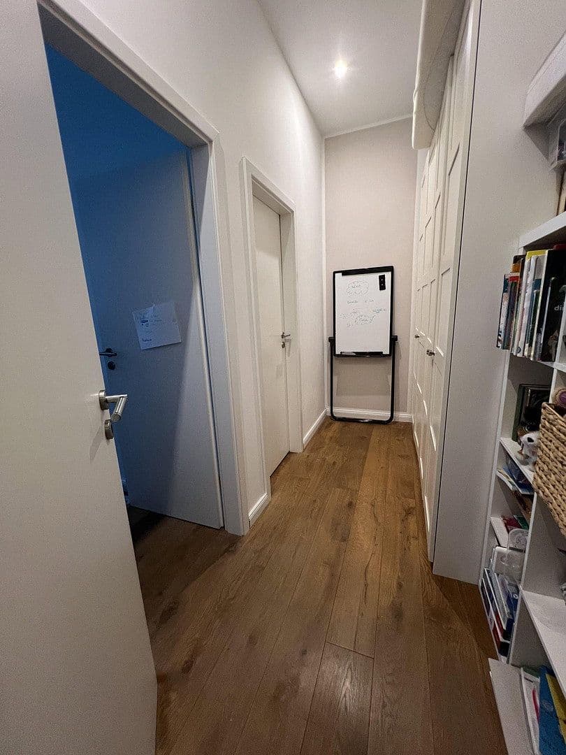 Predaj bytu 3-izbový 99 m², Heesestraße 18, Berlin, Berlín Predaj bytu 3-izbový 99 m², Heesestraße 18, Berlin, Berlín