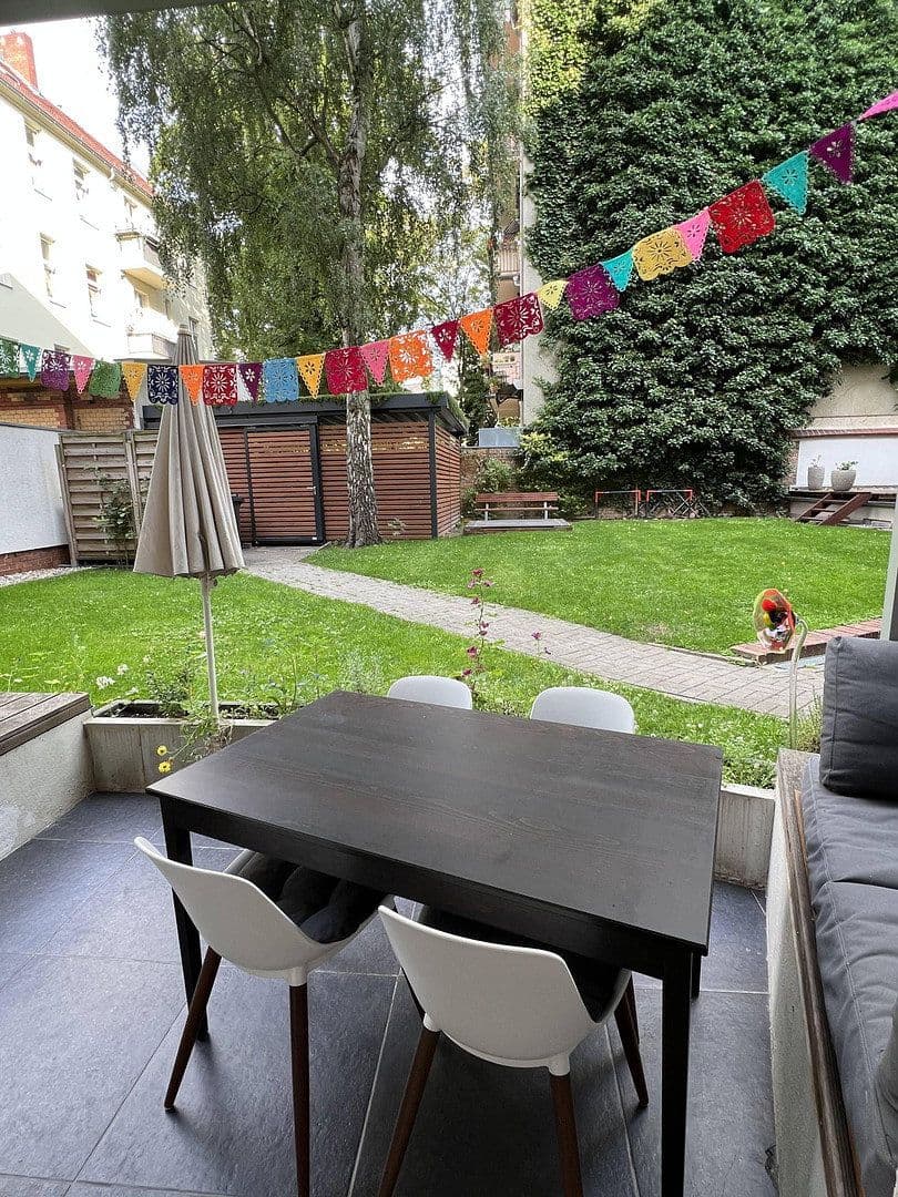 Predaj bytu 3-izbový 99 m², Heesestraße 18, Berlin, Berlín Predaj bytu 3-izbový 99 m², Heesestraße 18, Berlin, Berlín