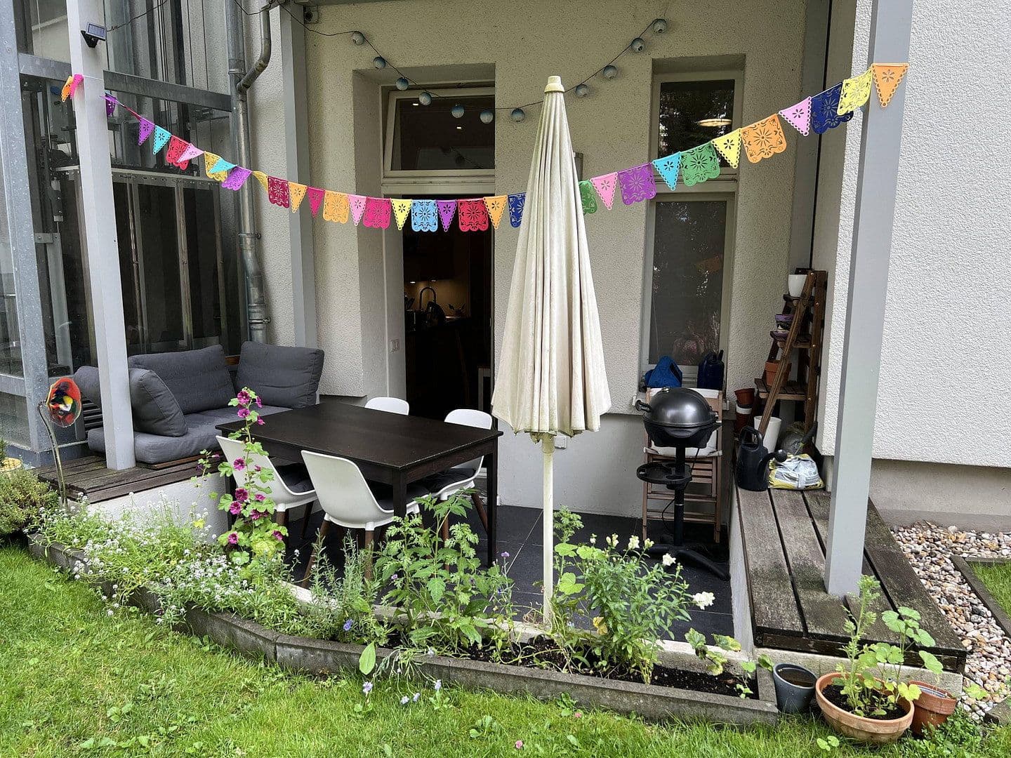 Predaj bytu 3-izbový 99 m², Heesestraße 18, Berlin, Berlín Predaj bytu 3-izbový 99 m², Heesestraße 18, Berlin, Berlín