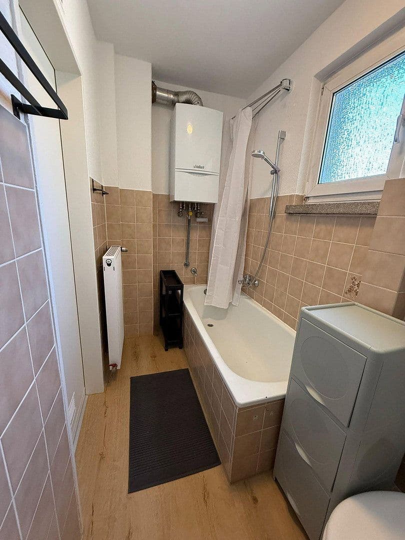 Prenájom bytu 1-izbový 40 m², Kaiser-Wilhelm-Ring 39, Mainz, Porýnie-Falcko Prenájom bytu 1-izbový 40 m², Kaiser-Wilhelm-Ring 39, Mainz, Porýnie-Falcko