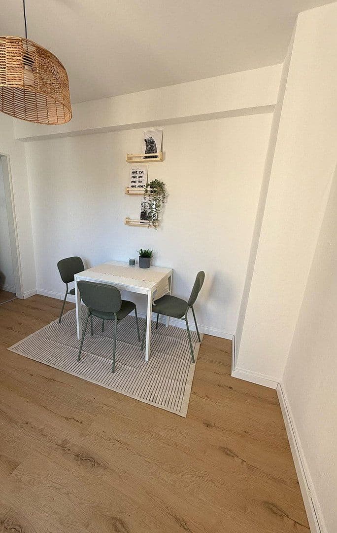 Prenájom bytu 1-izbový 40 m², Kaiser-Wilhelm-Ring 39, Mainz, Porýnie-Falcko Prenájom bytu 1-izbový 40 m², Kaiser-Wilhelm-Ring 39, Mainz, Porýnie-Falcko