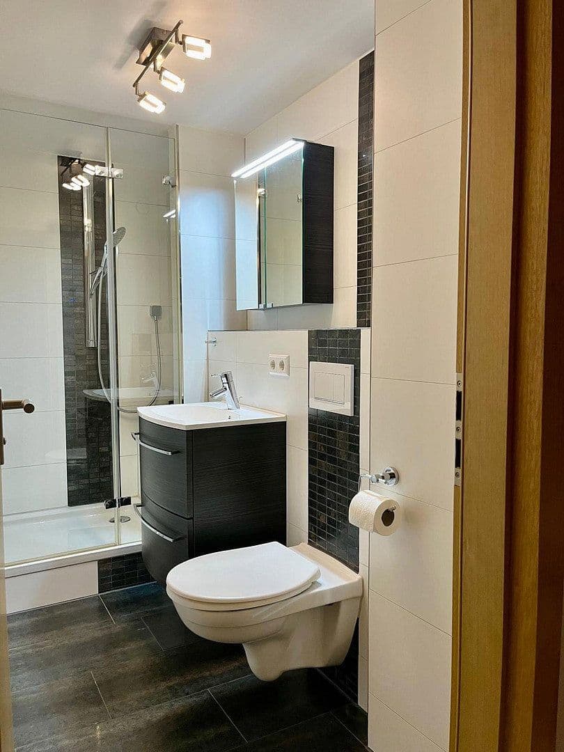 Predaj domu 145 m², pozemok 191 m², Kettemerstraße 19/5, Filderstadt, Bádensko-Wurttembersko Predaj domu 145 m², pozemok 191 m², Kettemerstraße 19/5, Filderstadt, Bádensko-Wurttembersko