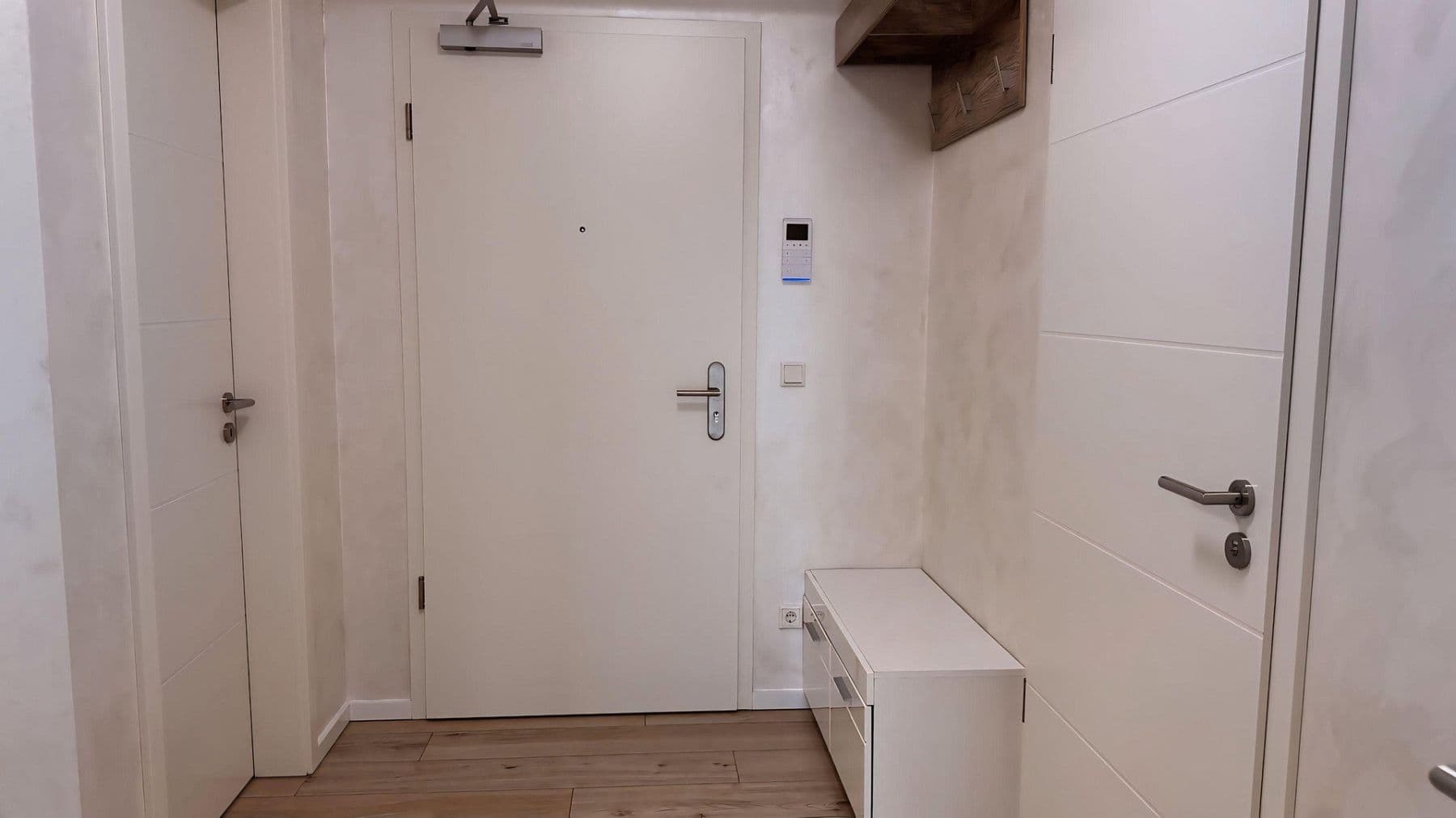 Prenájom bytu 3-izbový 93 m², Hannenstieg 78, Hamburg, Hamburg Prenájom bytu 3-izbový 93 m², Hannenstieg 78, Hamburg, Hamburg
