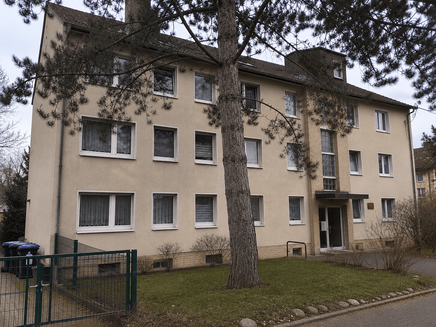 Predaj domu 902 m², pozemok 763 m², München, Bavorsko Predaj domu 902 m², pozemok 763 m², München, Bavorsko