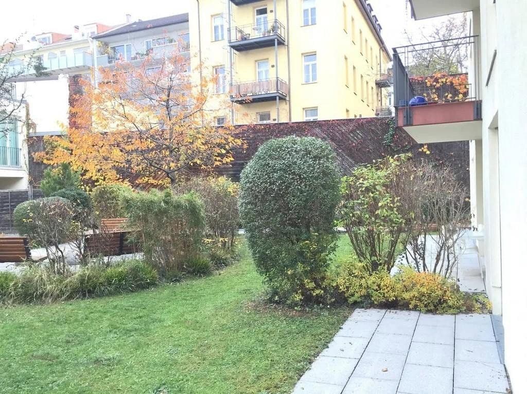 Prenájom bytu 1-izbový 17 m², München, Bavorsko Prenájom bytu 1-izbový 17 m², München, Bavorsko
