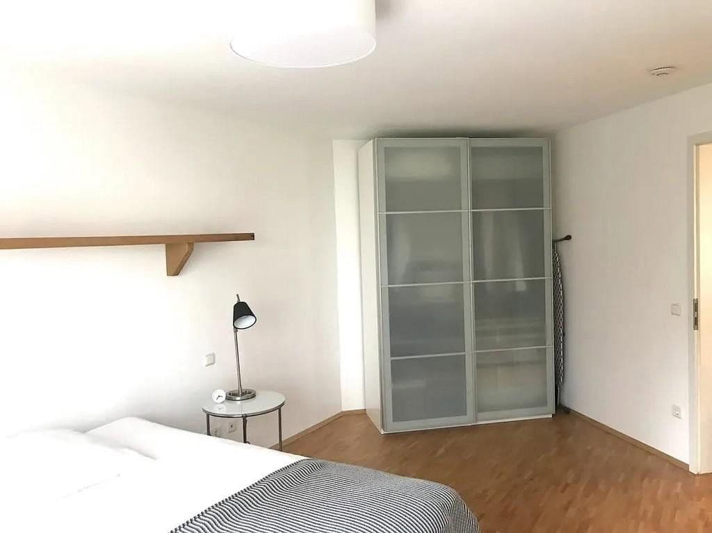 Prenájom bytu 1-izbový 17 m², München, Bavorsko Prenájom bytu 1-izbový 17 m², München, Bavorsko