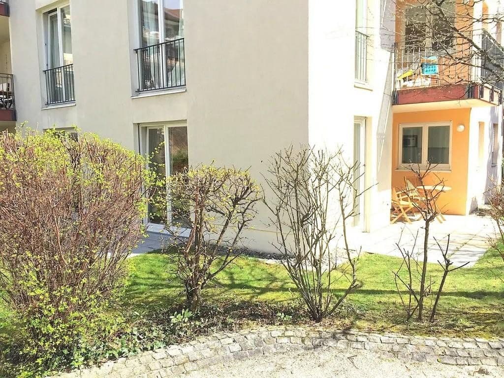 Prenájom bytu 1-izbový 17 m², München, Bavorsko Prenájom bytu 1-izbový 17 m², München, Bavorsko