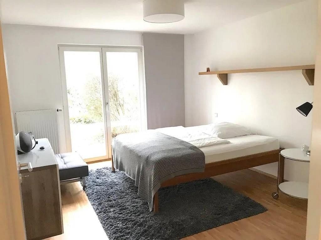 Prenájom bytu 1-izbový 17 m², München, Bavorsko Prenájom bytu 1-izbový 17 m², München, Bavorsko