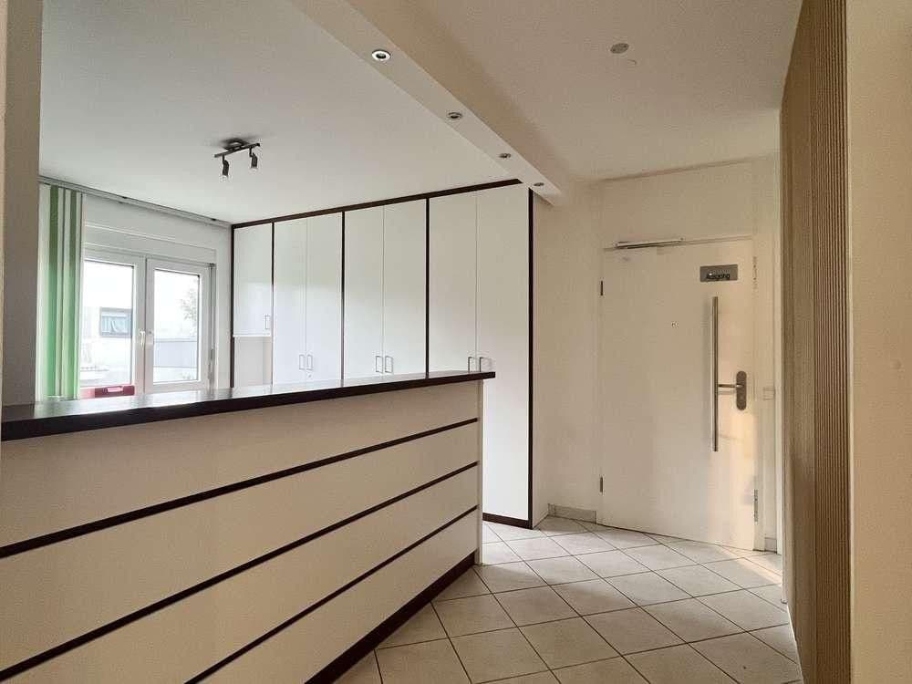 Predaj kancelárie 79 m², Bad Homburg vor der Höhe, Hesensko Predaj kancelárie 79 m², Bad Homburg vor der Höhe, Hesensko