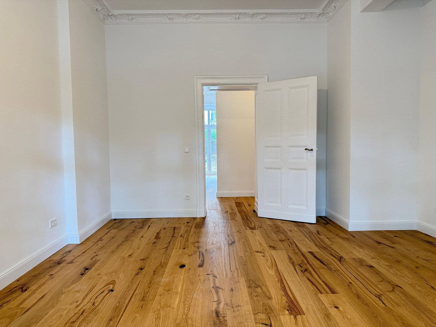 Predaj bytu 4-izbový 140 m², Rönnestraße 4, Berlin, Berlín Predaj bytu 4-izbový 140 m², Rönnestraße 4, Berlin, Berlín