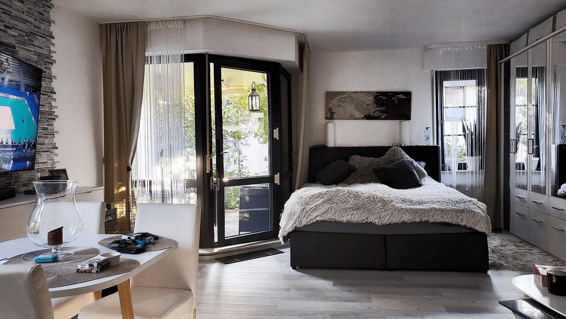 Prenájom bytu 1-izbový 57 m², Berlin, Berlín Prenájom bytu 1-izbový 57 m², Berlin, Berlín