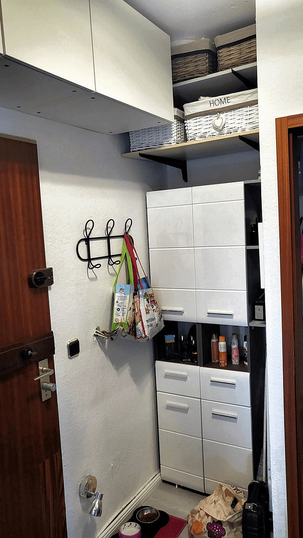 Prenájom bytu 1-izbový 57 m², Berlin, Berlín Prenájom bytu 1-izbový 57 m², Berlin, Berlín