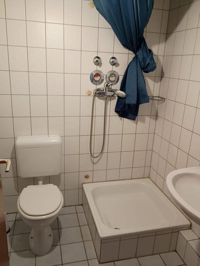 Predaj bytu 1-izbový 24 m², Bäuminghausstr. 153, Essen, Severné Porýnie - Westfálsko Predaj bytu 1-izbový 24 m², Bäuminghausstr. 153, Essen, Severné Porýnie - Westfálsko