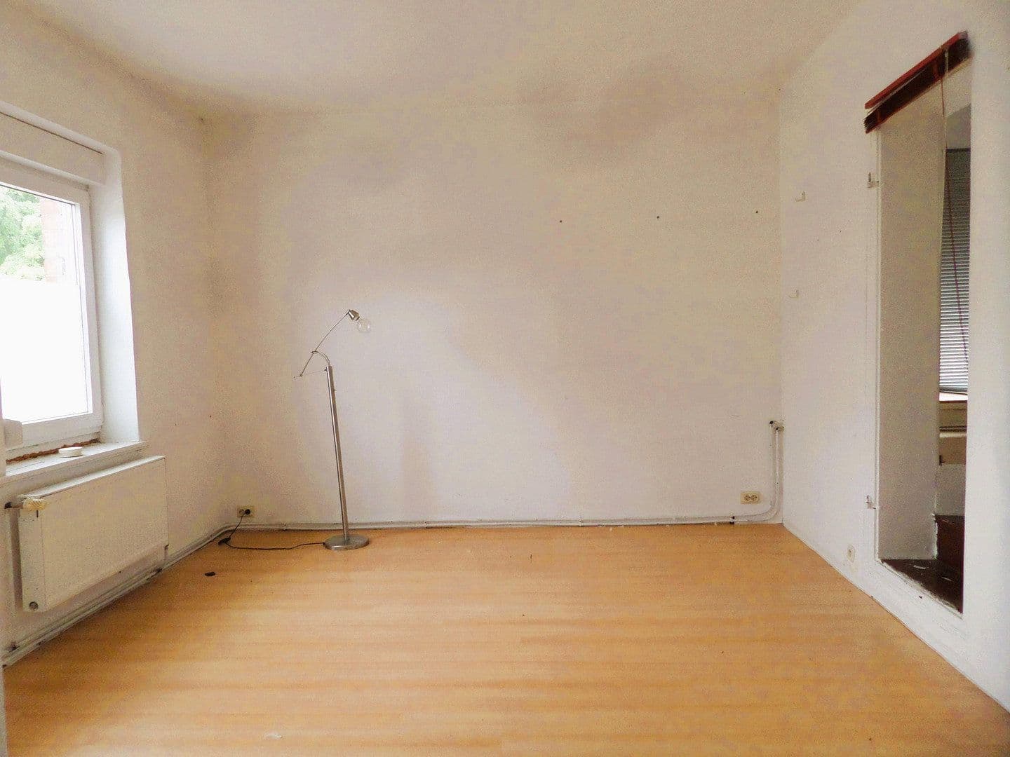 Predaj domu 97 m², pozemok 1.267 m², Lauchhammer, Brandenbursko Predaj domu 97 m², pozemok 1.267 m², Lauchhammer, Brandenbursko