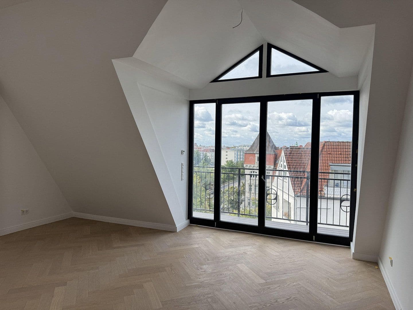 Predaj bytu 3-izbový 82 m², Schönebergerstraße 9, Berlin, Berlín Predaj bytu 3-izbový 82 m², Schönebergerstraße 9, Berlin, Berlín