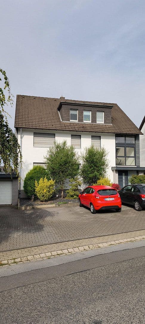Predaj bytu 3-izbový 74 m², Burscheiderstr.10, Leichlingen, Severné Porýnie - Westfálsko Predaj bytu 3-izbový 74 m², Burscheiderstr.10, Leichlingen, Severné Porýnie - Westfálsko