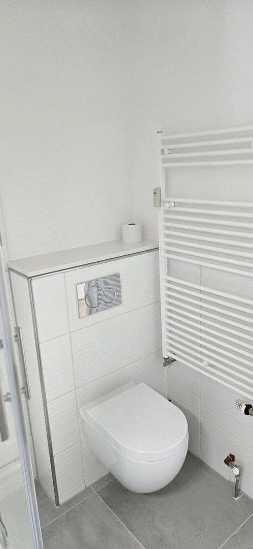 Prenájom bytu 1-izbový 33 m², Wiener Weg 1a, Köln, Severné Porýnie - Westfálsko Prenájom bytu 1-izbový 33 m², Wiener Weg 1a, Köln, Severné Porýnie - Westfálsko