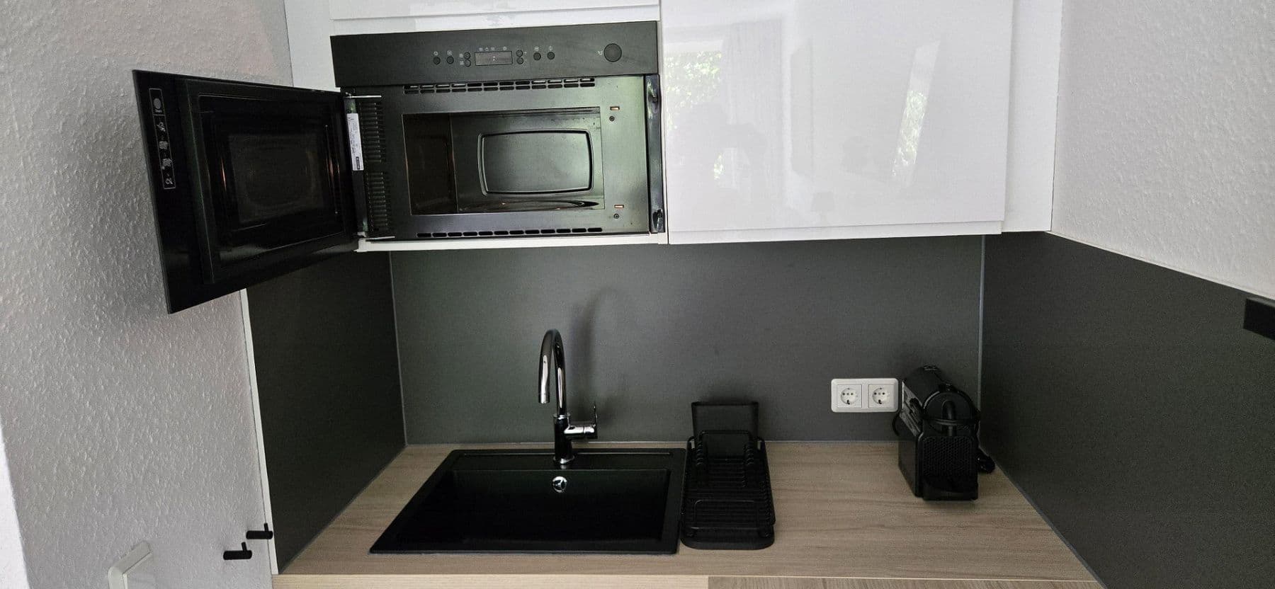 Prenájom bytu 1-izbový 33 m², Wiener Weg 1a, Köln, Severné Porýnie - Westfálsko Prenájom bytu 1-izbový 33 m², Wiener Weg 1a, Köln, Severné Porýnie - Westfálsko