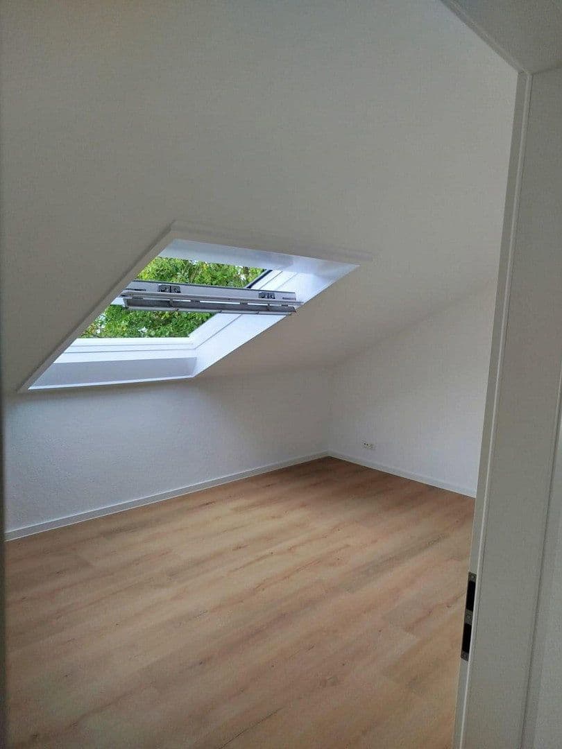 Prenájom bytu 2-izbový 59 m², Hölzernerstrasse 14, Eberstadt, Bádensko-Wurttembersko Prenájom bytu 2-izbový 59 m², Hölzernerstrasse 14, Eberstadt, Bádensko-Wurttembersko