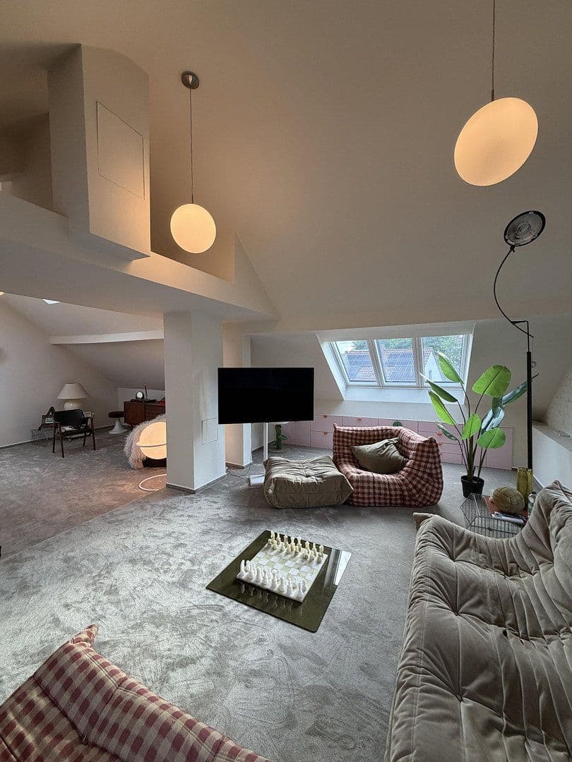 Predaj domu 200 m², pozemok 1.190 m², Dillingen/Saar, Sársko Predaj domu 200 m², pozemok 1.190 m², Dillingen/Saar, Sársko