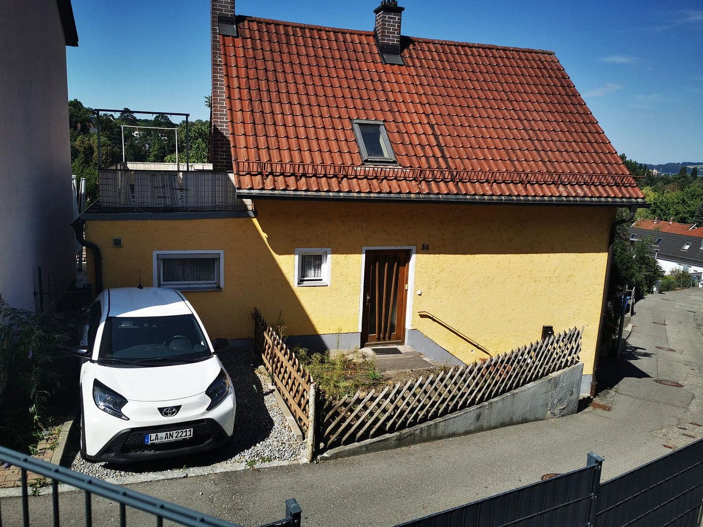 Predaj domu 88 m², pozemok 140 m², Landshut, Bavorsko Predaj domu 88 m², pozemok 140 m², Landshut, Bavorsko