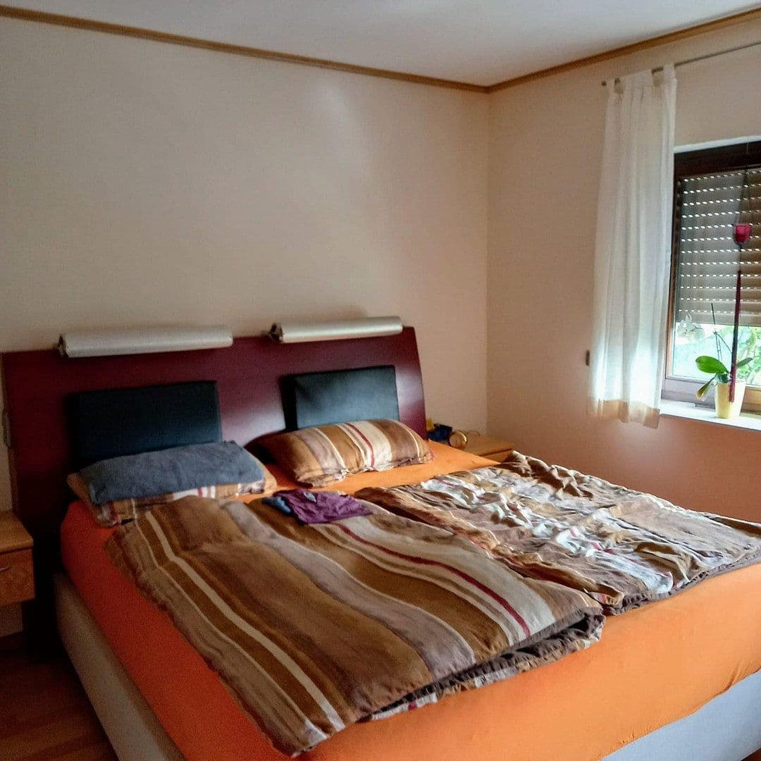 Predaj domu 100 m², pozemok 220 m², Mayen, Porýnie-Falcko Predaj domu 100 m², pozemok 220 m², Mayen, Porýnie-Falcko