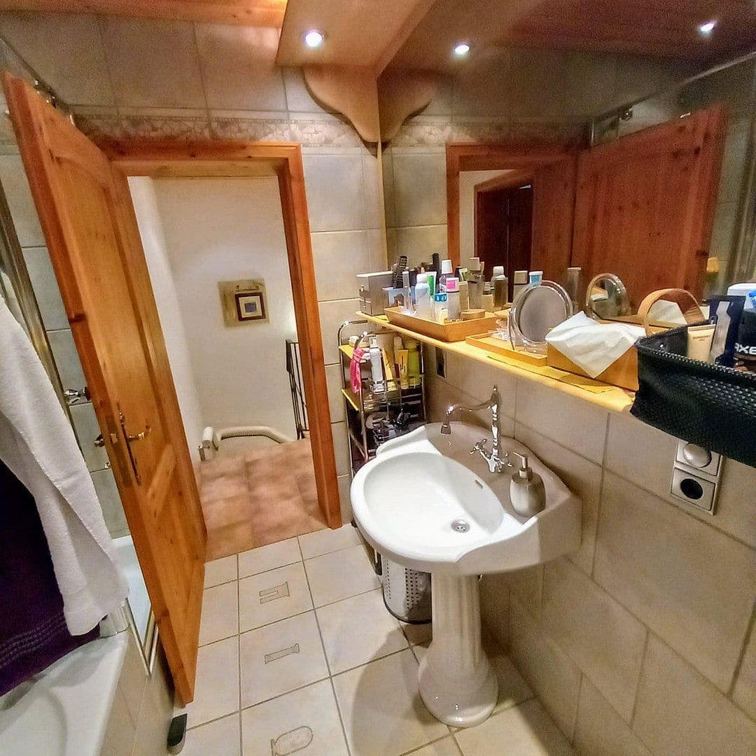 Predaj domu 100 m², pozemok 220 m², Mayen, Porýnie-Falcko Predaj domu 100 m², pozemok 220 m², Mayen, Porýnie-Falcko