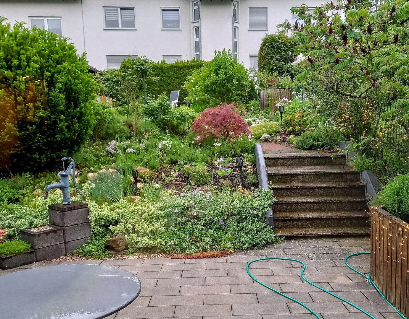 Predaj domu 100 m², pozemok 220 m², Mayen, Porýnie-Falcko Predaj domu 100 m², pozemok 220 m², Mayen, Porýnie-Falcko