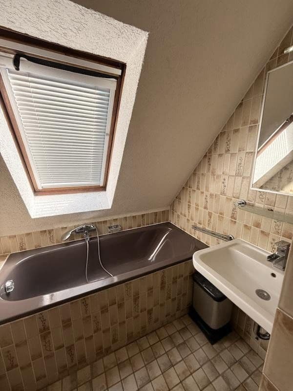Prenájom bytu 1-izbový 49 m², Schurwaldstr. 61, Stuttgart, Bádensko-Wurttembersko Prenájom bytu 1-izbový 49 m², Schurwaldstr. 61, Stuttgart, Bádensko-Wurttembersko
