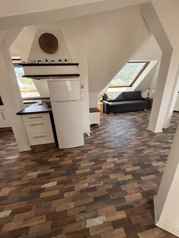 Prenájom bytu 1-izbový 49 m², Schurwaldstr. 61, Stuttgart, Bádensko-Wurttembersko Prenájom bytu 1-izbový 49 m², Schurwaldstr. 61, Stuttgart, Bádensko-Wurttembersko
