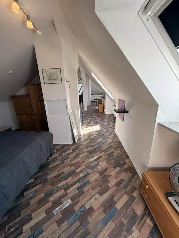 Prenájom bytu 1-izbový 49 m², Schurwaldstr. 61, Stuttgart, Bádensko-Wurttembersko Prenájom bytu 1-izbový 49 m², Schurwaldstr. 61, Stuttgart, Bádensko-Wurttembersko