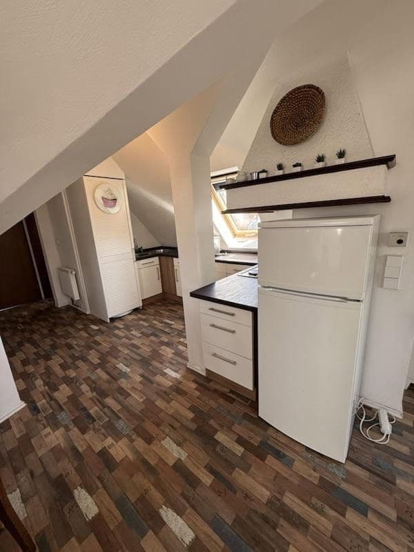 Prenájom bytu 1-izbový 49 m², Schurwaldstr. 61, Stuttgart, Bádensko-Wurttembersko Prenájom bytu 1-izbový 49 m², Schurwaldstr. 61, Stuttgart, Bádensko-Wurttembersko