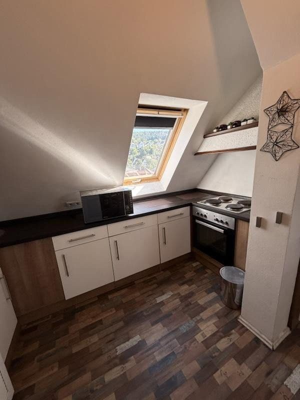 Prenájom bytu 1-izbový 49 m², Schurwaldstr. 61, Stuttgart, Bádensko-Wurttembersko Prenájom bytu 1-izbový 49 m², Schurwaldstr. 61, Stuttgart, Bádensko-Wurttembersko