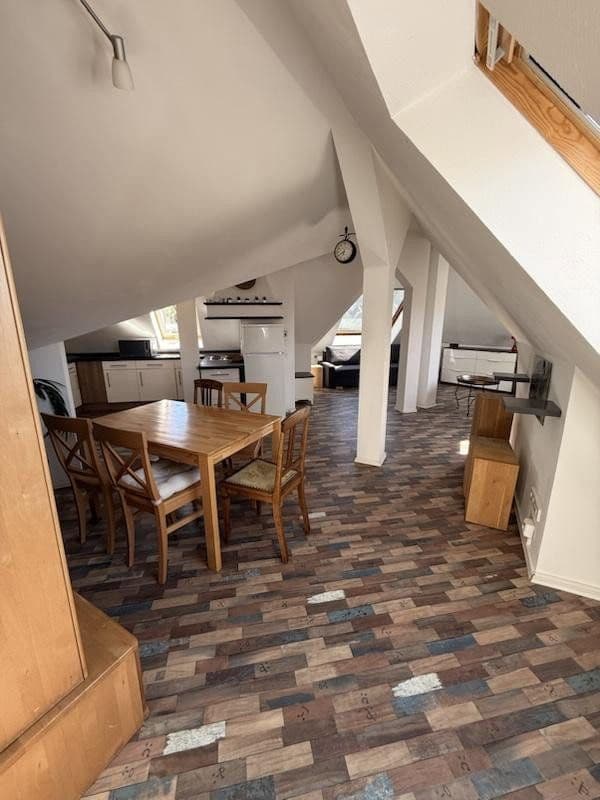 Prenájom bytu 1-izbový 49 m², Schurwaldstr. 61, Stuttgart, Bádensko-Wurttembersko Prenájom bytu 1-izbový 49 m², Schurwaldstr. 61, Stuttgart, Bádensko-Wurttembersko
