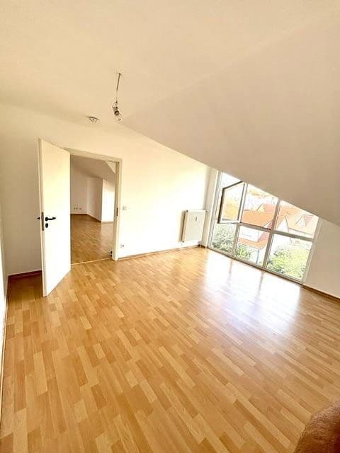 Prenájom bytu 3-izbový 89 m², Gubiner Str.8, Laatzen, Dolné Sasko Prenájom bytu 3-izbový 89 m², Gubiner Str.8, Laatzen, Dolné Sasko