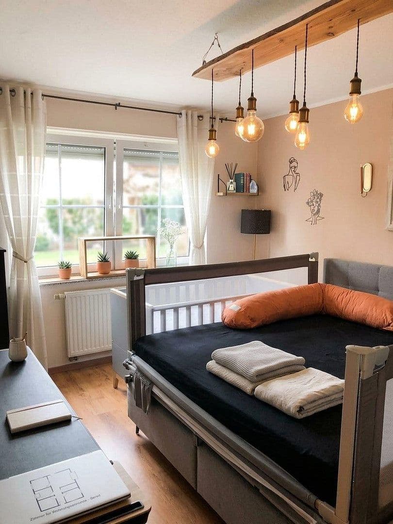 Prenájom bytu 3-izbový 111 m², Frechen, Severné Porýnie - Westfálsko Prenájom bytu 3-izbový 111 m², Frechen, Severné Porýnie - Westfálsko