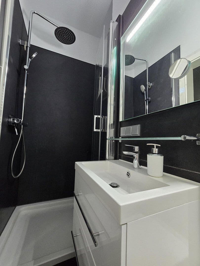 Predaj bytu 2-izbový 55 m², Bremen, Brémy Predaj bytu 2-izbový 55 m², Bremen, Brémy