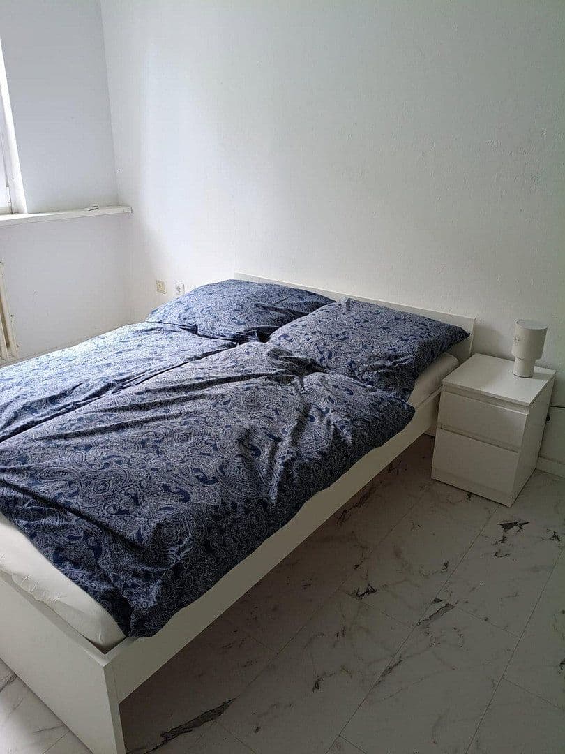 Prenájom bytu 3-izbový 75 m², Berlin, Berlín Prenájom bytu 3-izbový 75 m², Berlin, Berlín