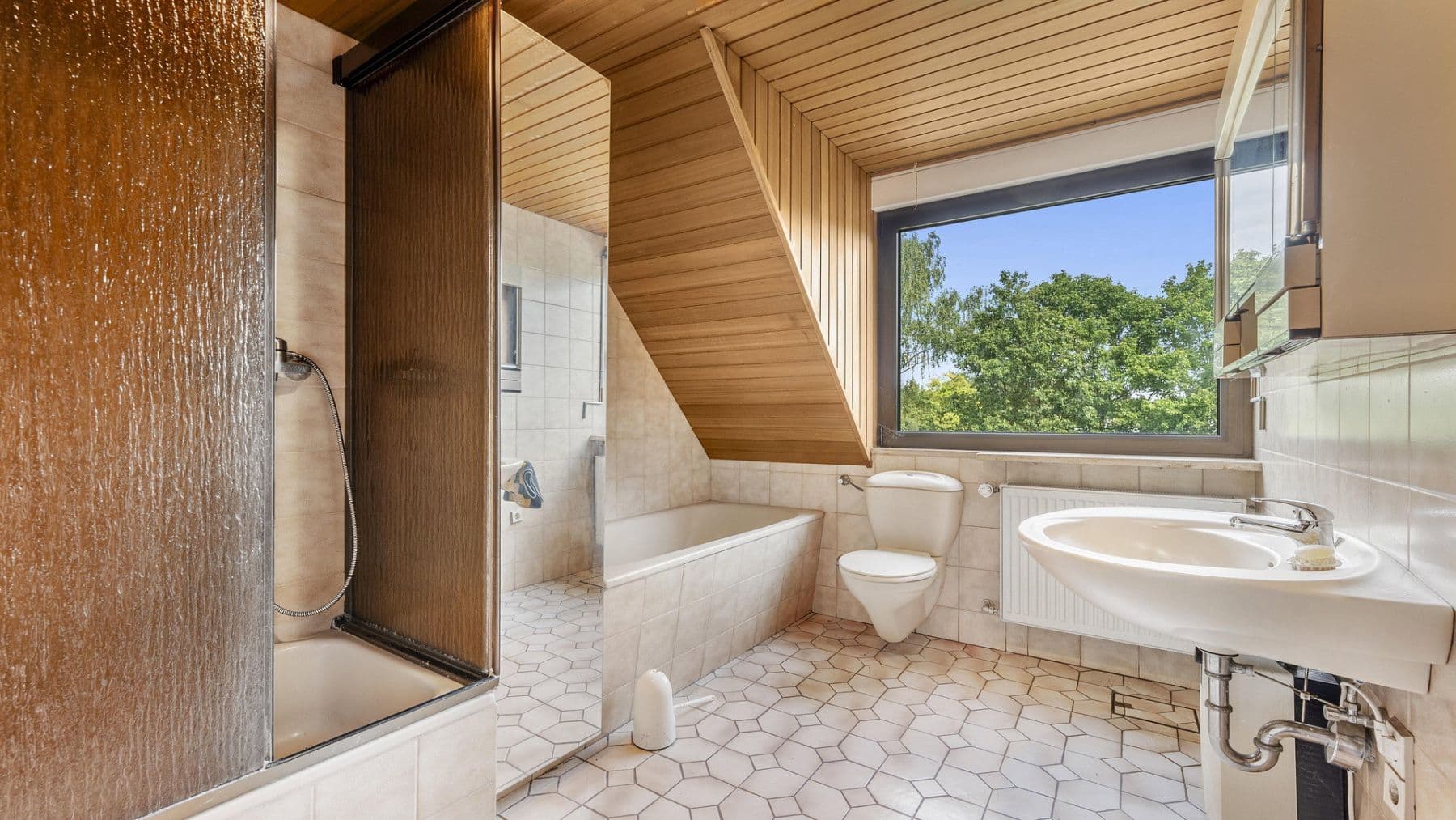 Predaj bytu 3-izbový 117 m², Meisenbachstraße 26, Nürnberg, Bavorsko Predaj bytu 3-izbový 117 m², Meisenbachstraße 26, Nürnberg, Bavorsko