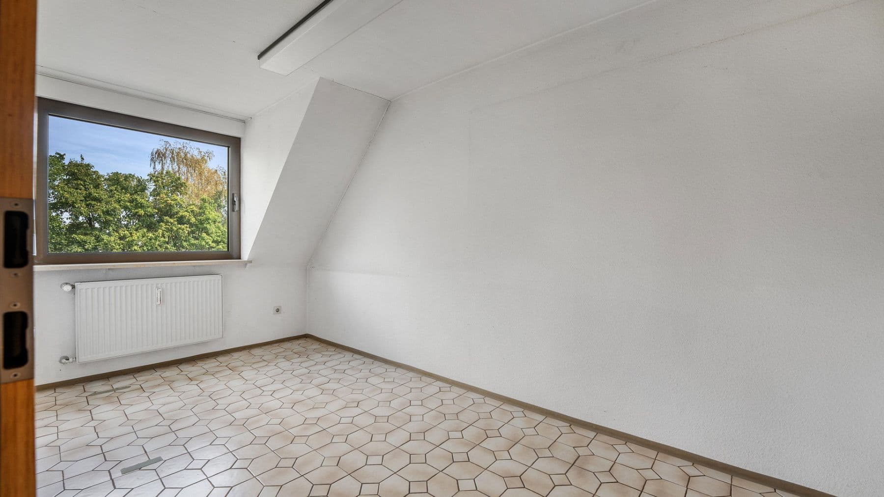 Predaj bytu 3-izbový 117 m², Meisenbachstraße 26, Nürnberg, Bavorsko Predaj bytu 3-izbový 117 m², Meisenbachstraße 26, Nürnberg, Bavorsko