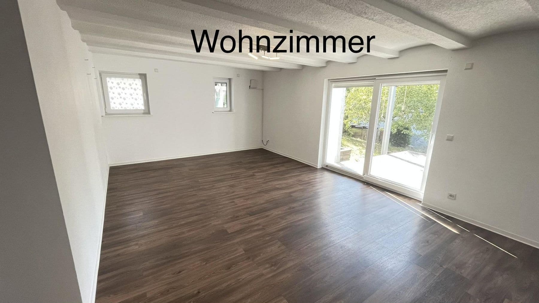 Predaj bytu 3-izbový 90 m², Egertstraße 26, EG, Reutlingen, Bádensko-Wurttembersko Predaj bytu 3-izbový 90 m², Egertstraße 26, EG, Reutlingen, Bádensko-Wurttembersko